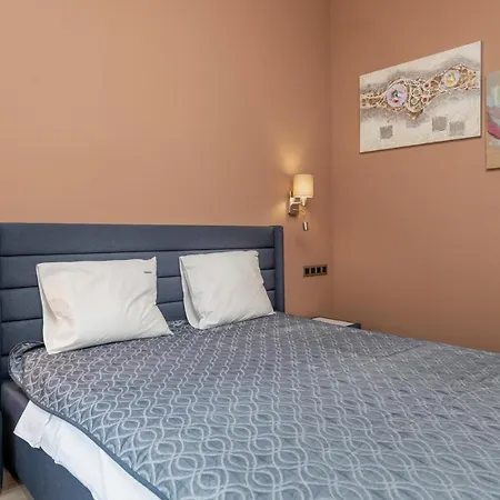 ~angels ~ Two Διαμέρισμα